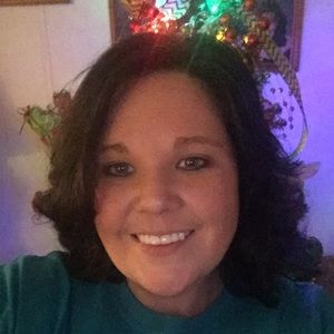 Meet your Posher, Angie